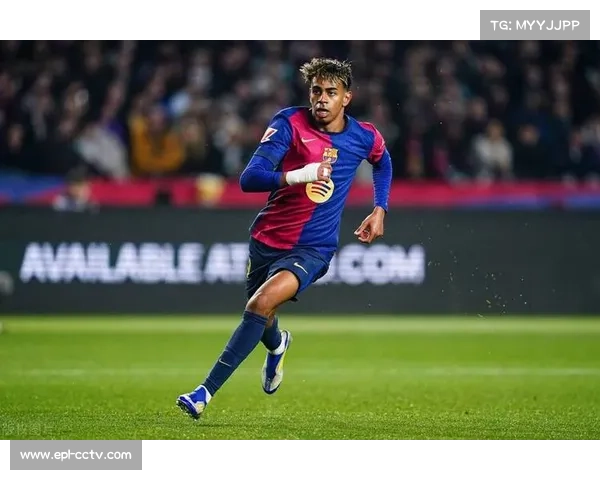 亚马尔侧勾破门技惊四座，巴萨青训再获赞誉